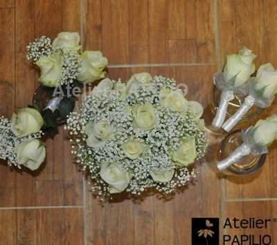 Bílá svatební kytice.